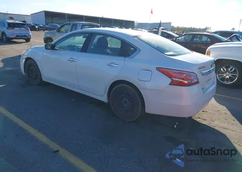 2013 Nissan Altima 2.5 S из США, поврежденный, VIN 1N4AL3AP6DC283605